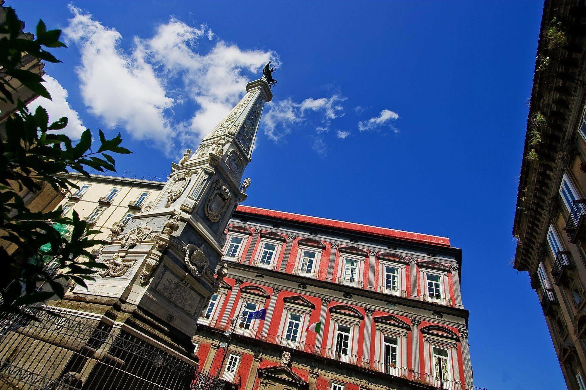 Palazzo Riario Sforza Hotel Napels Buitenkant foto