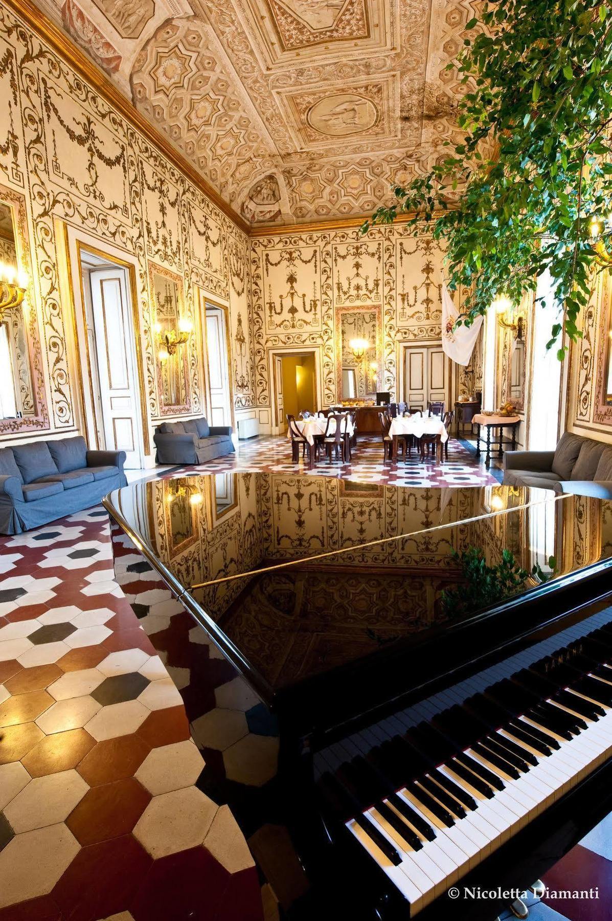 Palazzo Riario Sforza Hotel Napels Buitenkant foto